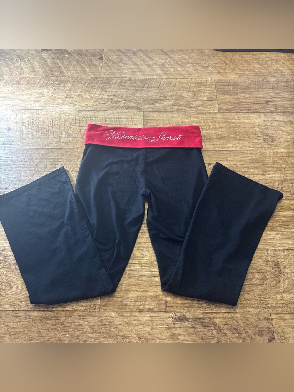 VTG Victoria’s Secret Rhinestone Foldover Flare Yoga Pants - Size Medium